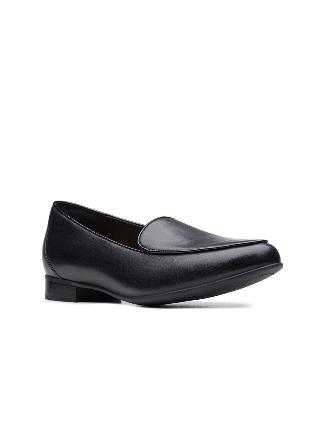 clarks women black leather loafers