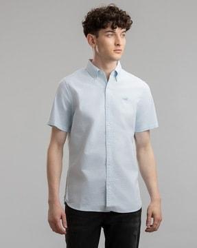 classic oxford shirt with button-down collar