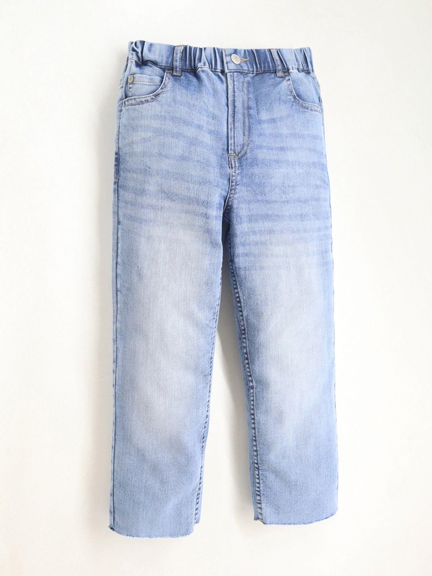 classic denim blue jeans with straight fit