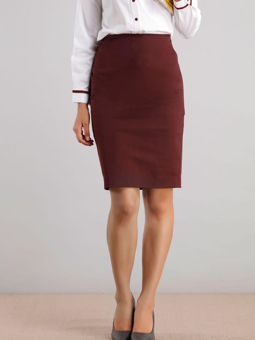 classic pencil skirt - maroon