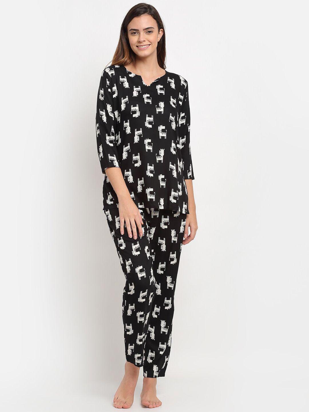 claura women black & white printed night suit