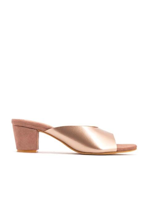 cleo by khadim's women's gold casual sandals