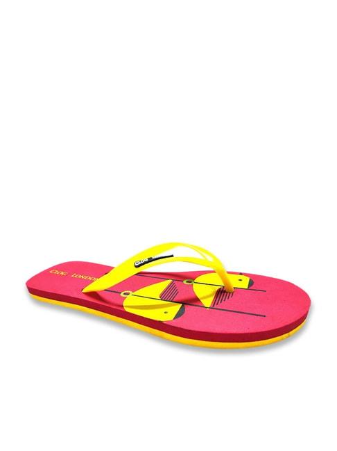 clog london women's yellow & red printed flip flops