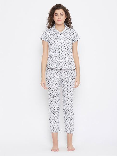 clovia grey printed shirt with pyjama set