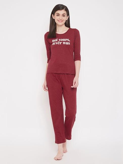 clovia maroon graphic print top & pyjama set