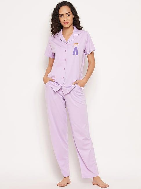 clovia purple cotton graphic print shirt pyjama set