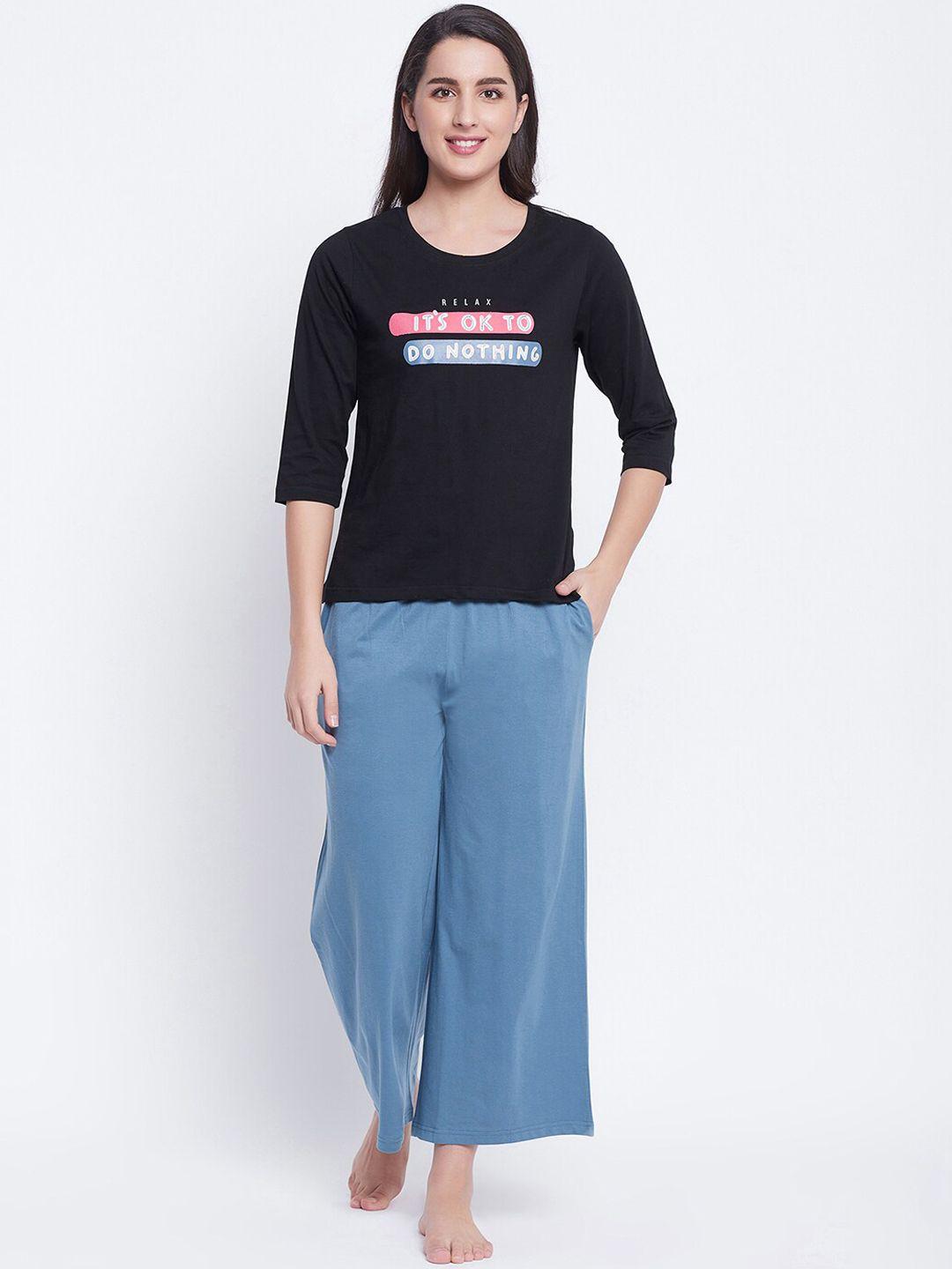clovia women black & blue pure cotton printed  t-shirt & basic pyjama night suit