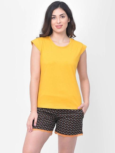 clovia yellow & black cotton t-shirt & shorts set
