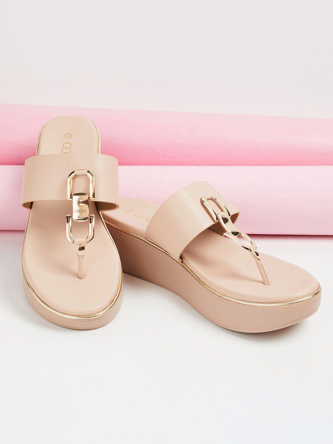 code by lifestyle  flatform heels sandals