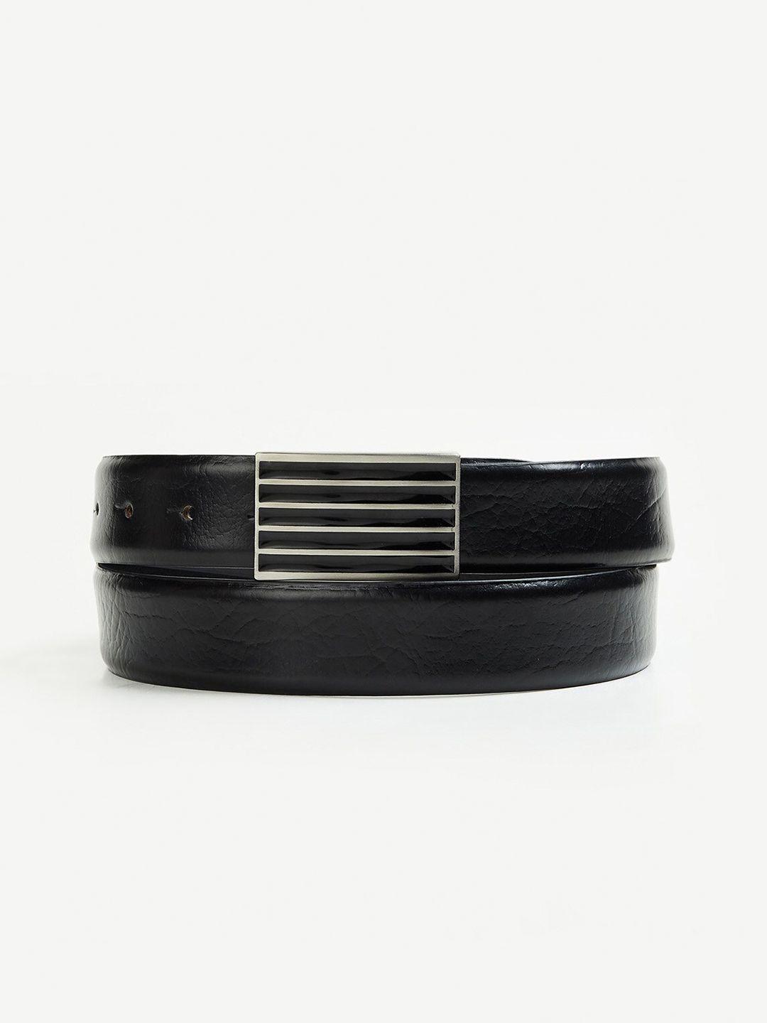 code by lifestyle men textured leather belt