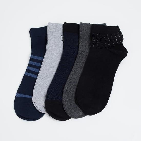 code men assorted ankle length socks - pack of 5