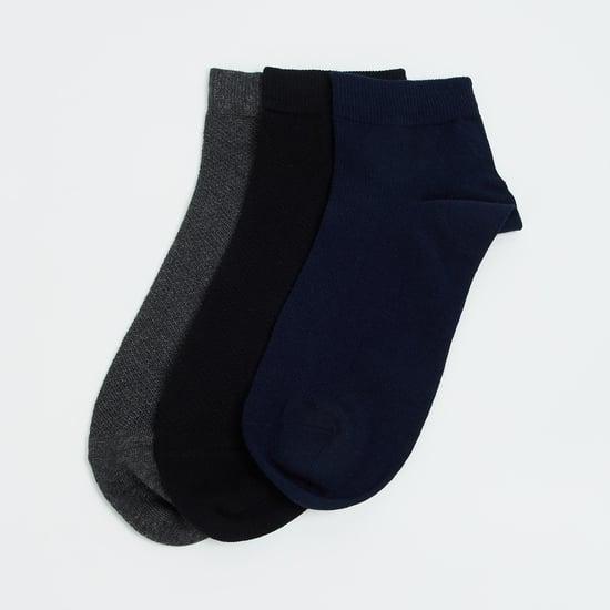 code men solid ankle-length socks - pack of 3