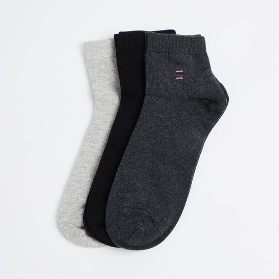code men solid ankle length socks - pack of 3