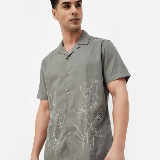 code unwind men embroidered regular fit casual shirt