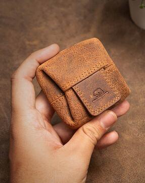 coin wallet with snap-button closure