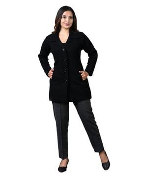 collar-neck cardigan with front button closure