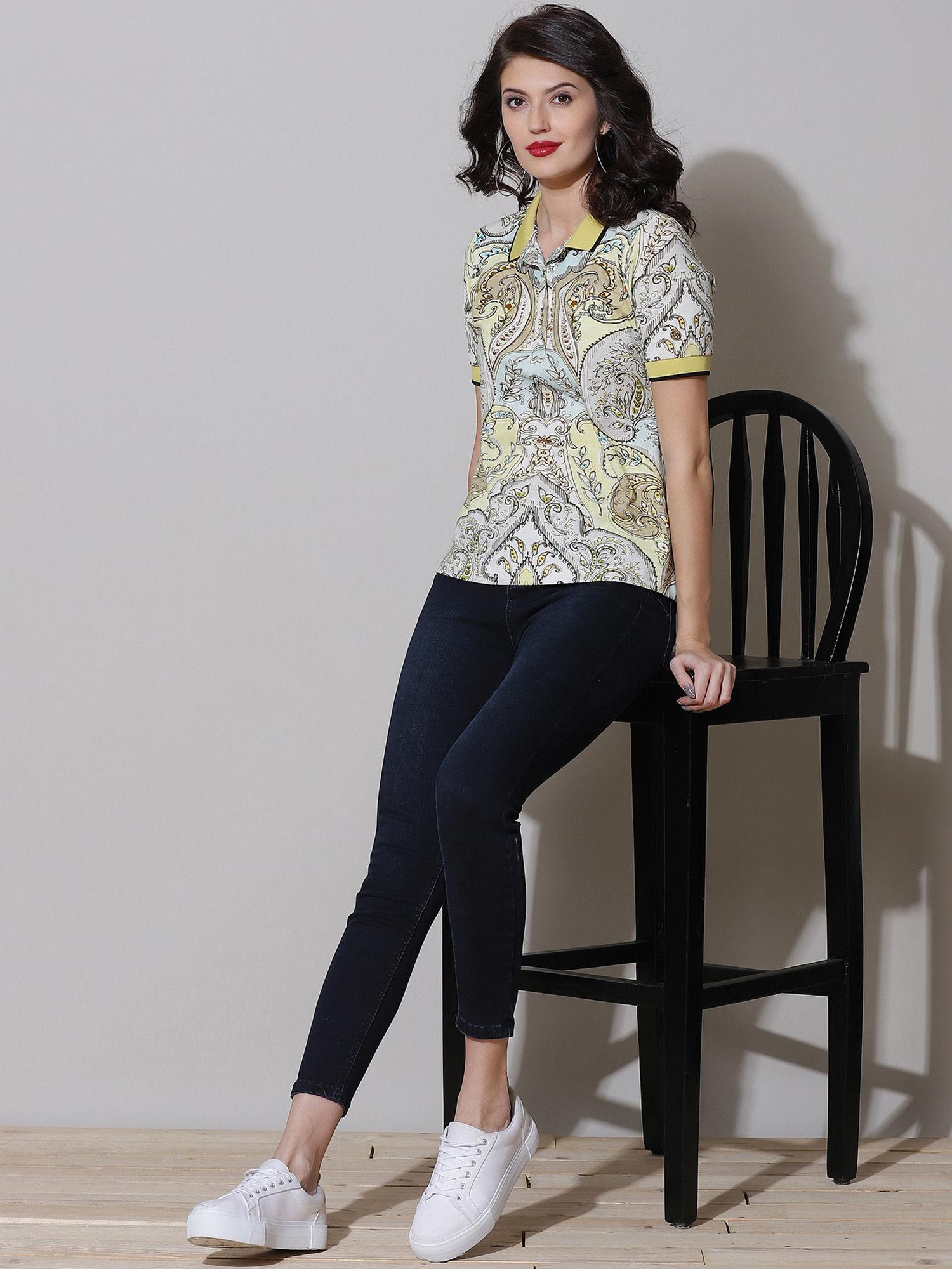 collar neck half sleeves printed t-shirt