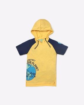colorblock hooded t-shirt with placement print