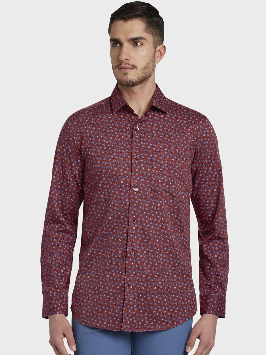 colorplus men maroon & blue tailored fit printed casual shirt