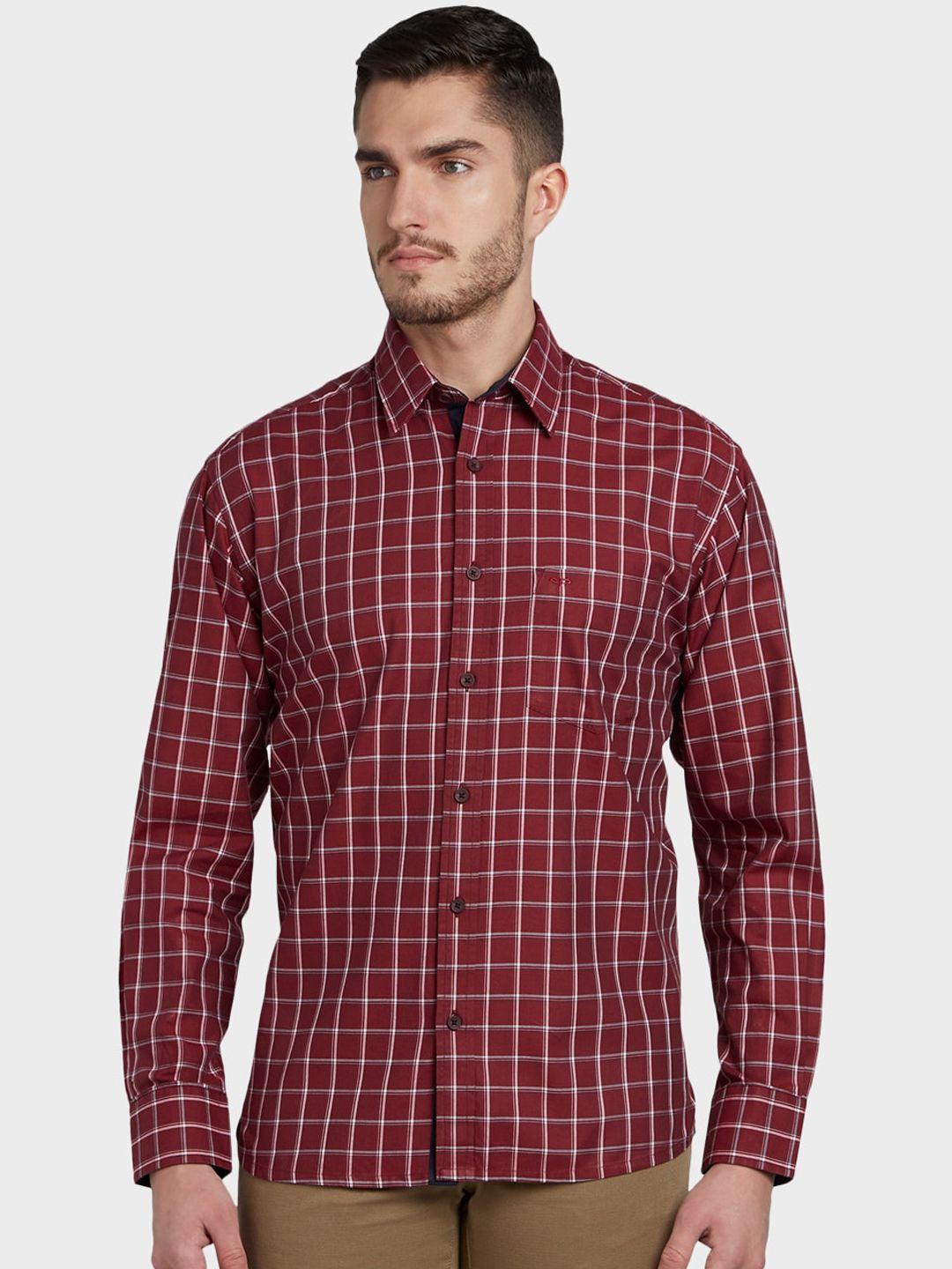 colorplus men maroon & white regular fit checked casual shirt