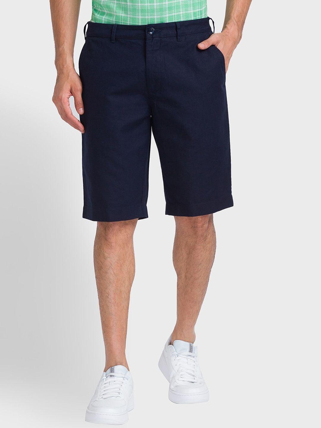 colorplus men regular fit mid-rise shorts