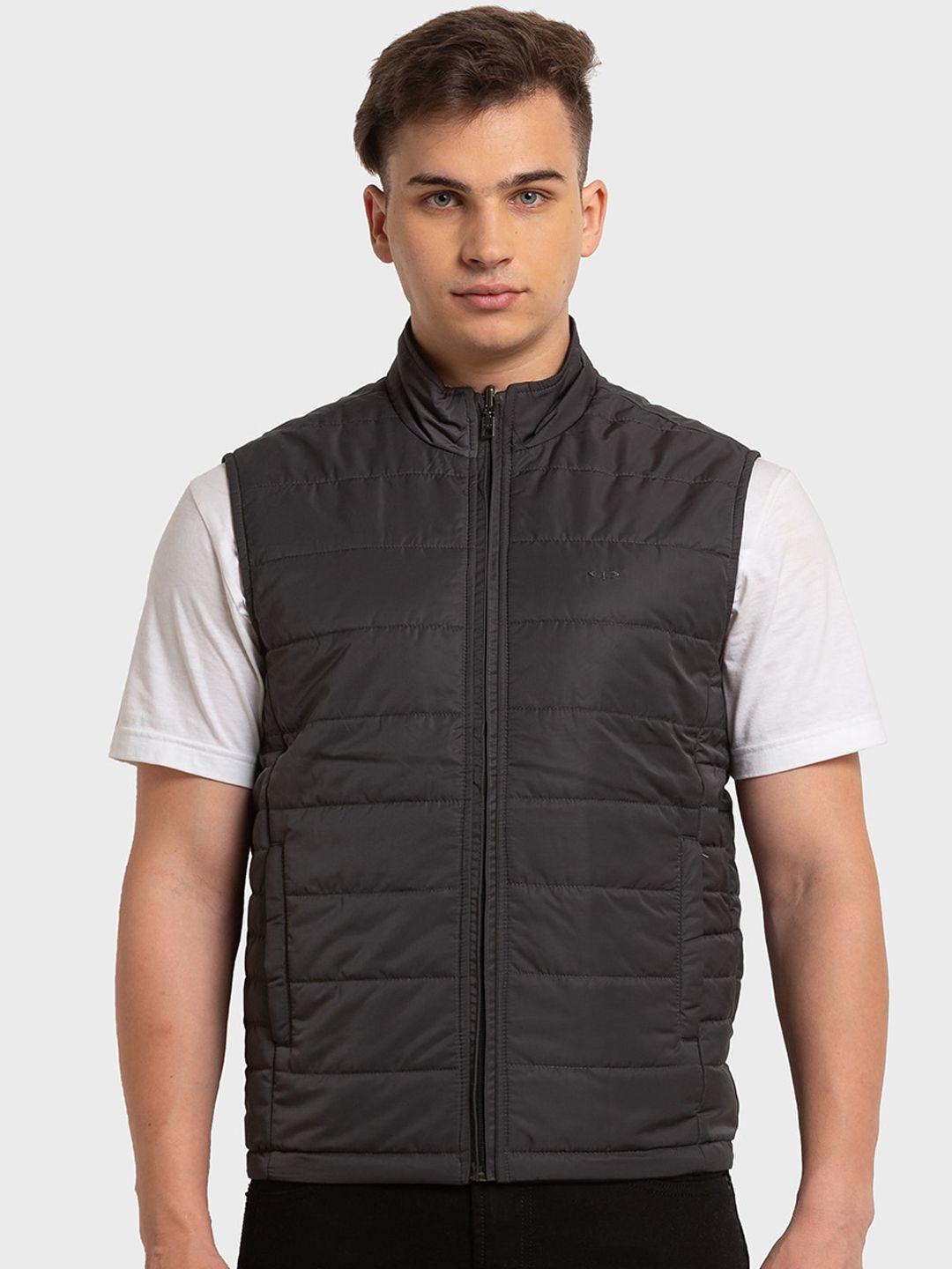 colorplus men sleeveless reversible padded jacket