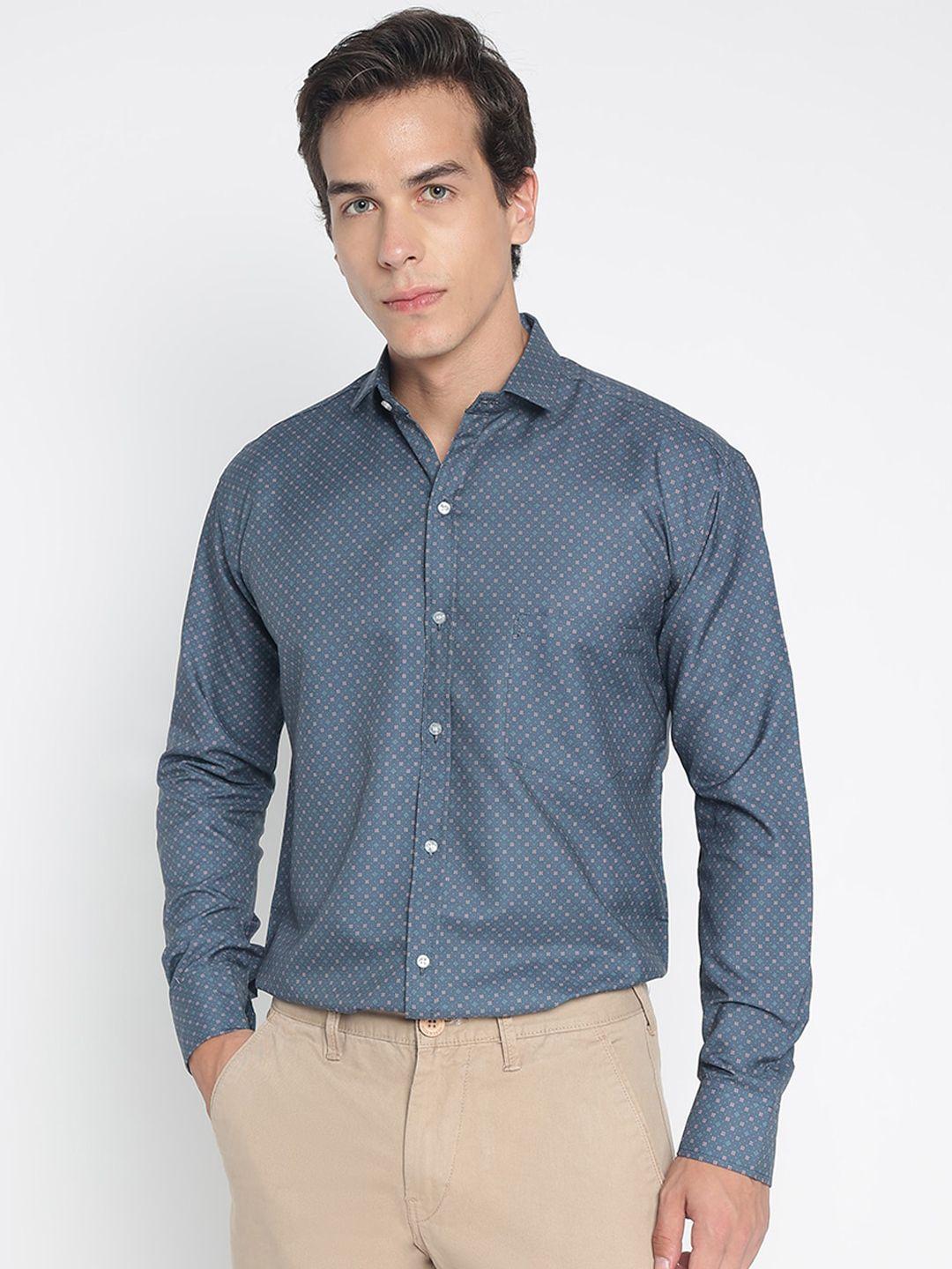 colorwings comfort slim fit geometric printed spread collar casual shirt