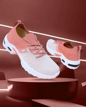 colour-block walking shoes