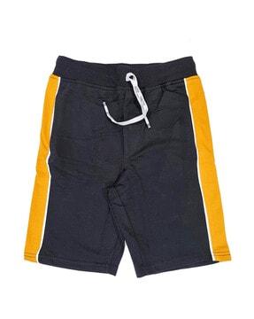 colourblock flat-front shorts