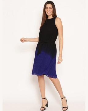 colourblock round-neck a-line dress