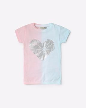 colourblock round-neck t-shirt with glittery heart