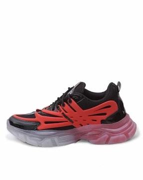 colourblock running shoes with lace-up fastening