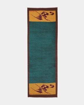 colourblock shawl with contrast border