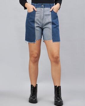 colourblock shorts with insert pockets