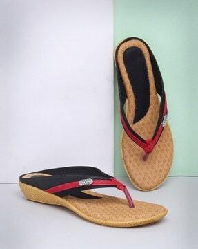 colourblock slip-on sandals with open toes shape