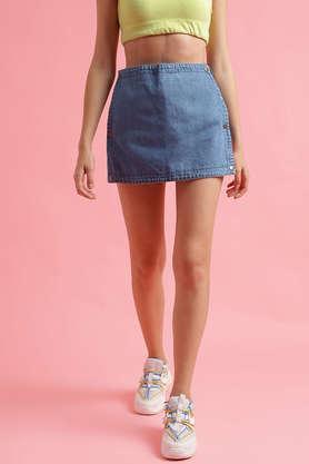 comfort above knee denim women's casual wear shorts - mid blue