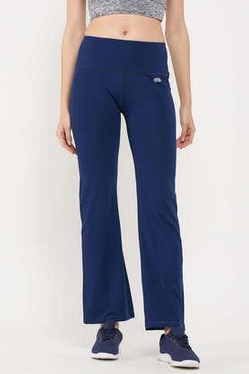 comfort fit high-waist flared yoga pants in midnight blue with side pocket - blue