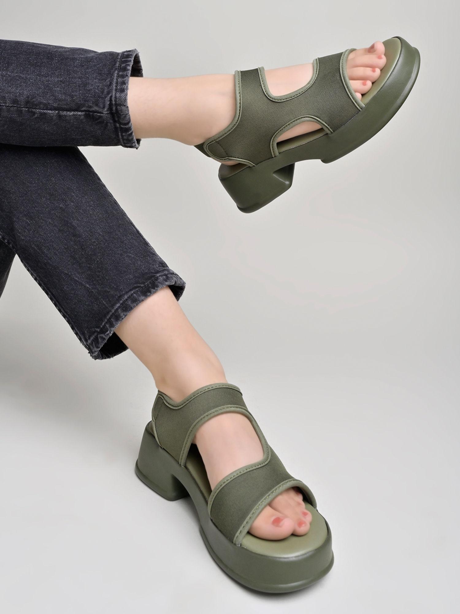 comfortable & sporty olive green heeled sandals