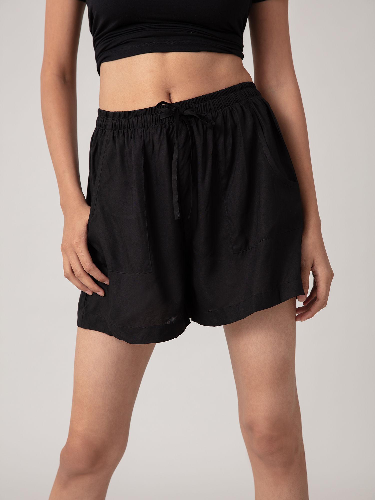 comfy vibes all day shorts - black nys035