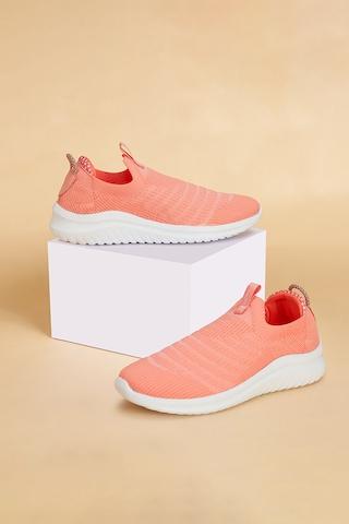 coral textured mesh women sport shoes