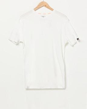 core rib v-neck t-shirt