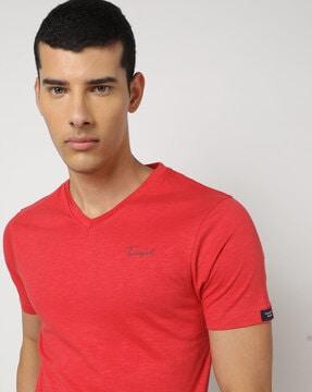 core slub v-neck t-shirt with brand print