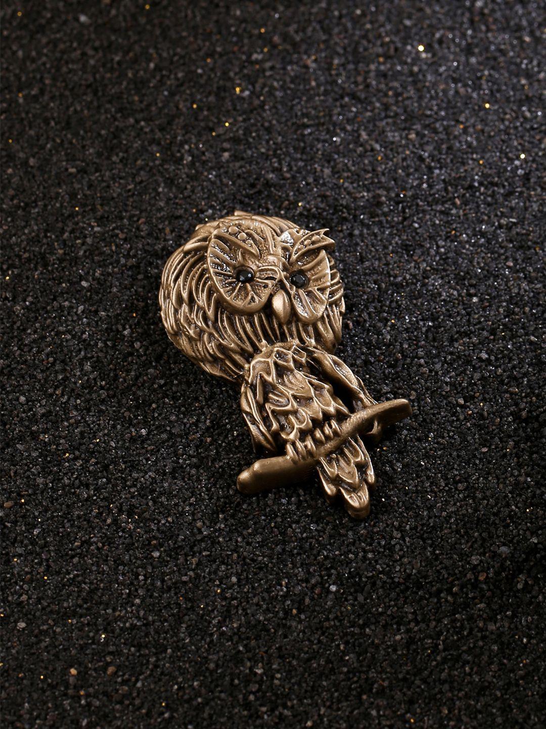 cosa nostraa men metallic colour hooter brooch