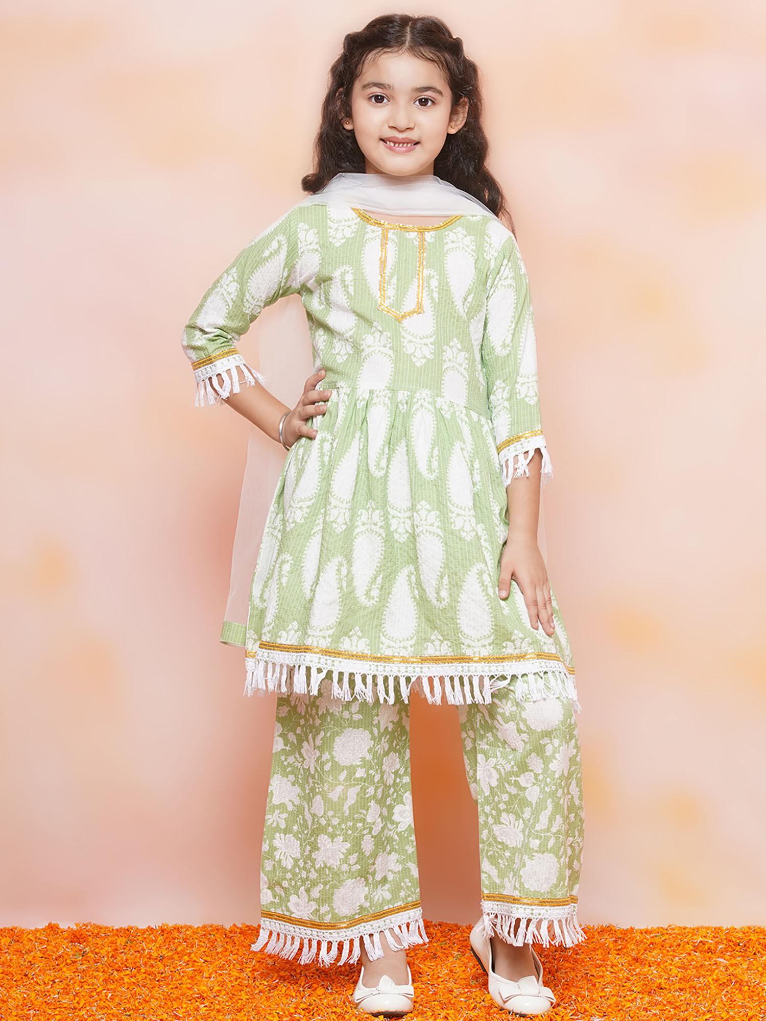 cotton printed 3/4th sleeve green kurta with pant for girls (set of 3)