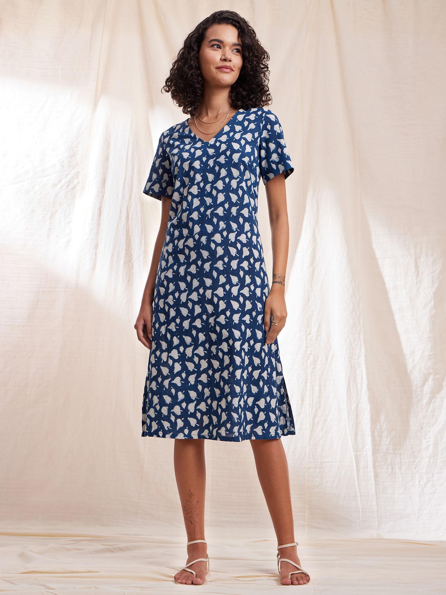 cotton dabu hand block v-neck dress - indigo