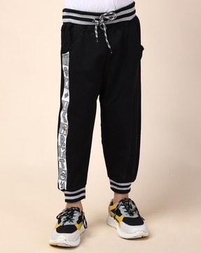 cotton joggers with placement tom & jerry print