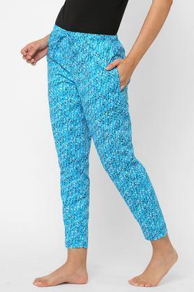 cotton printed regular fit mid rise women's pyjama - blue
