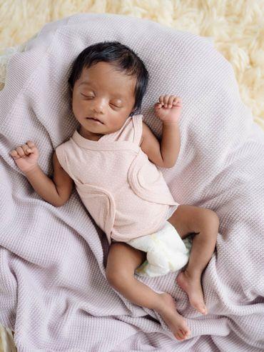 cotton sleeveles top for premature babies preemie babies (0-3 months)
