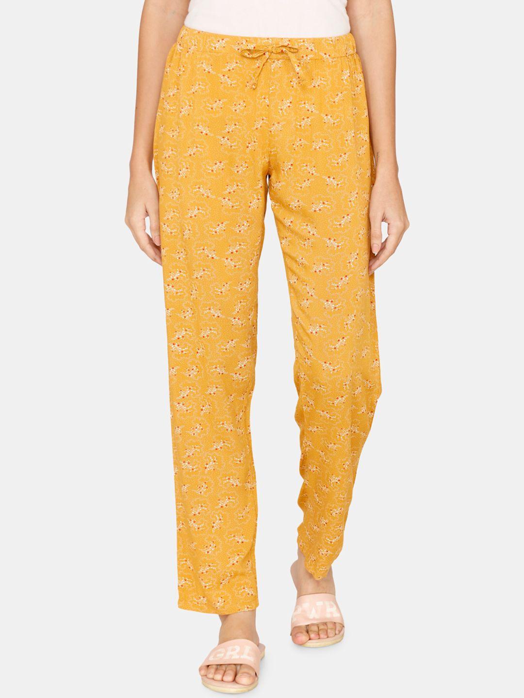 coucou by zivame women yellow & white printed cotton lounge pants