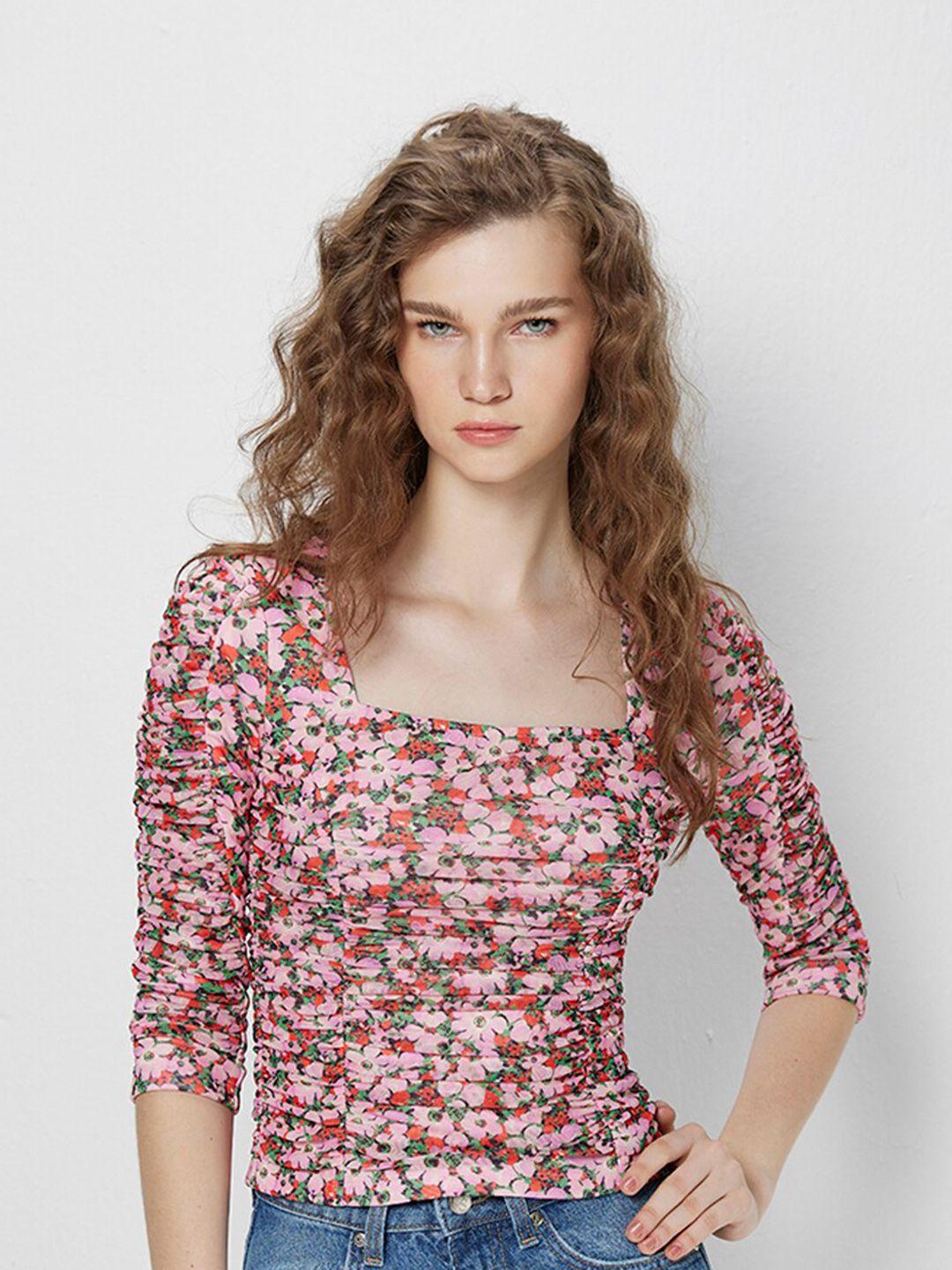 cover story pink floral print top